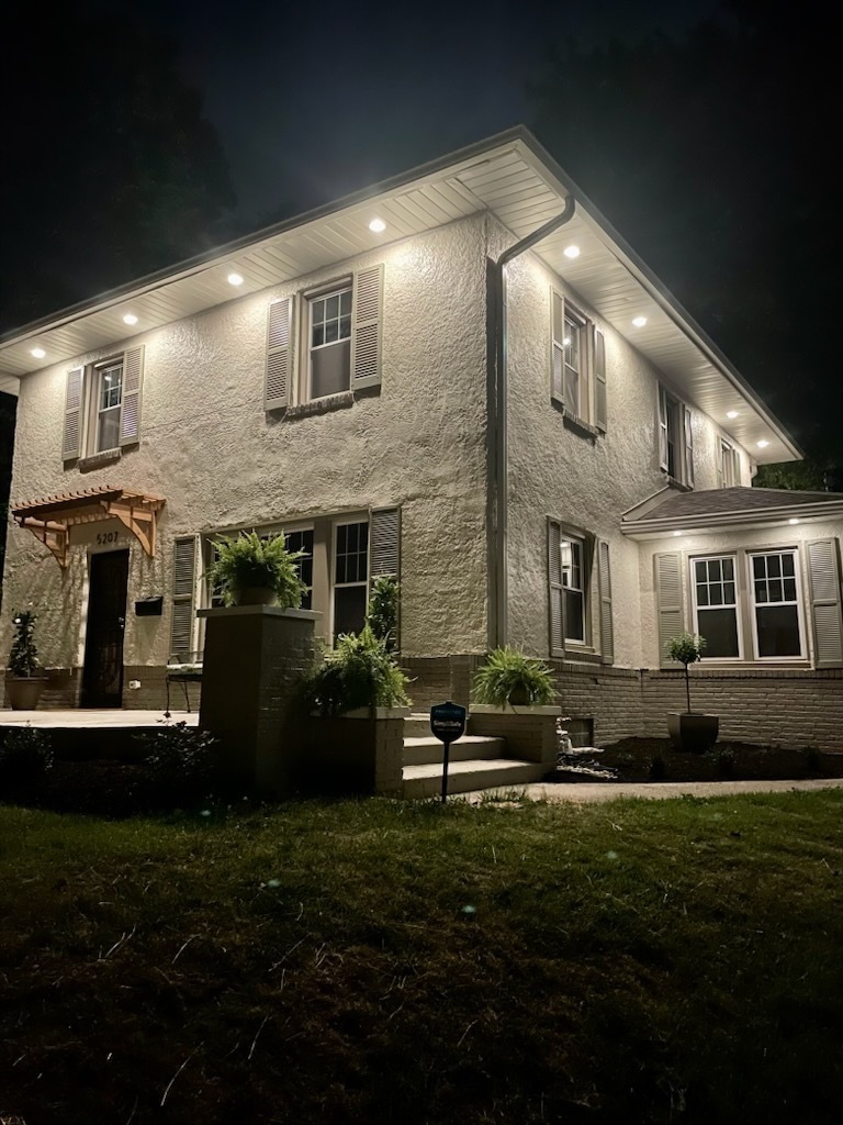 5207 N Capitol Ave - 1